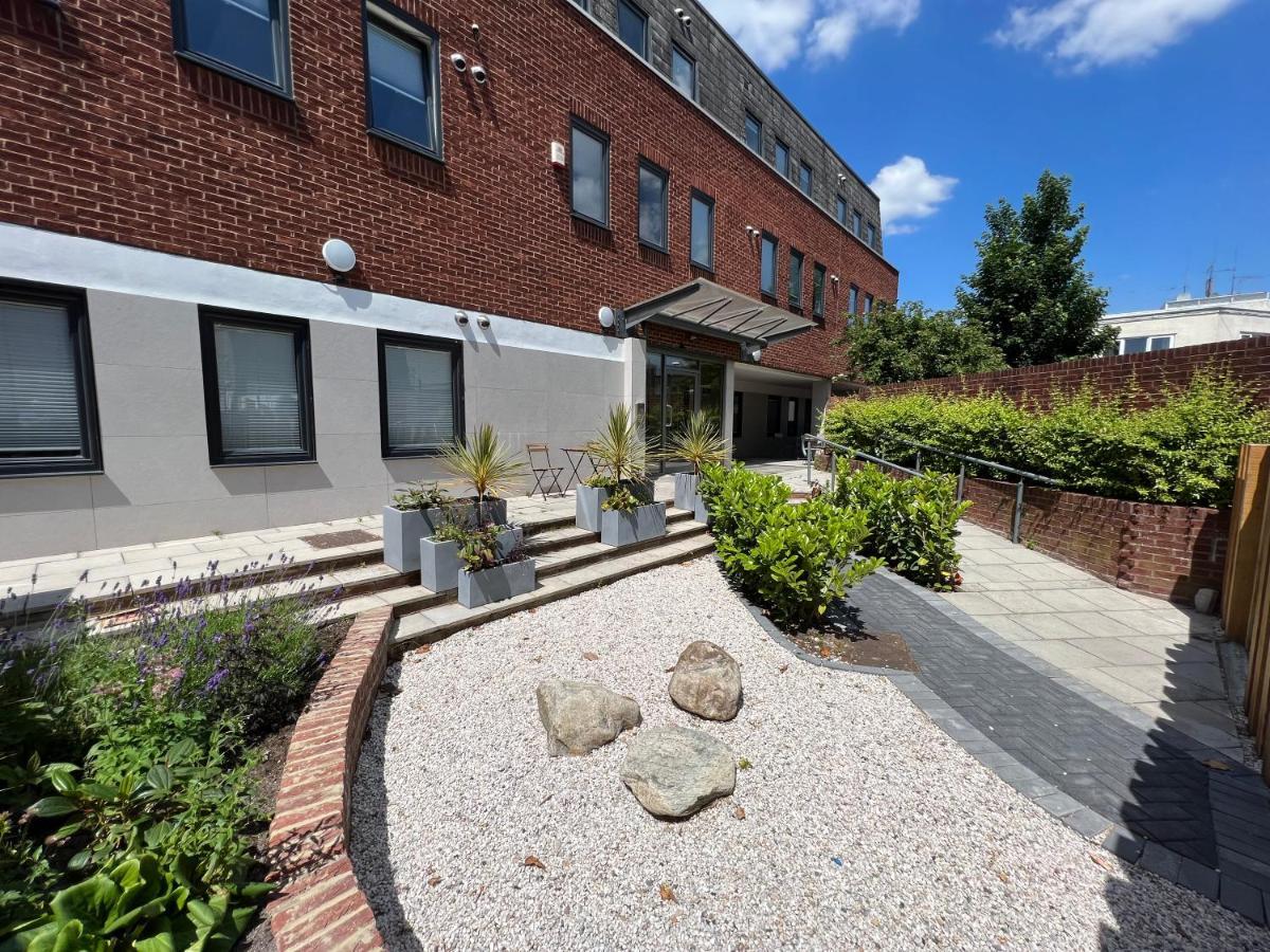 סווינדון Prospect Quarter Apartments In Old Town מראה חיצוני תמונה